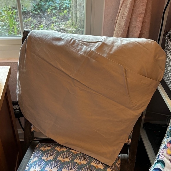 Pottery Barn Cat Scarf Print Pillow Cover, 20" x 20", Rare, Out of Print - Picture 6 of 12